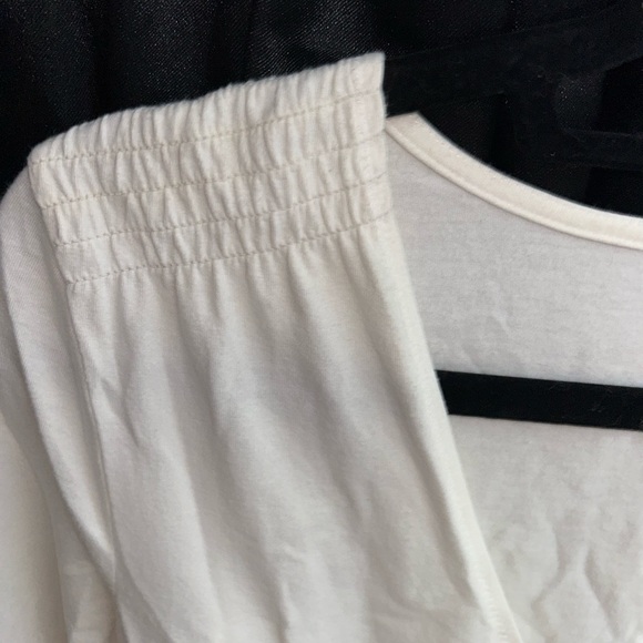 Michael Kors Wrap 3/4 Sleeve Top - Picture 2 of 3